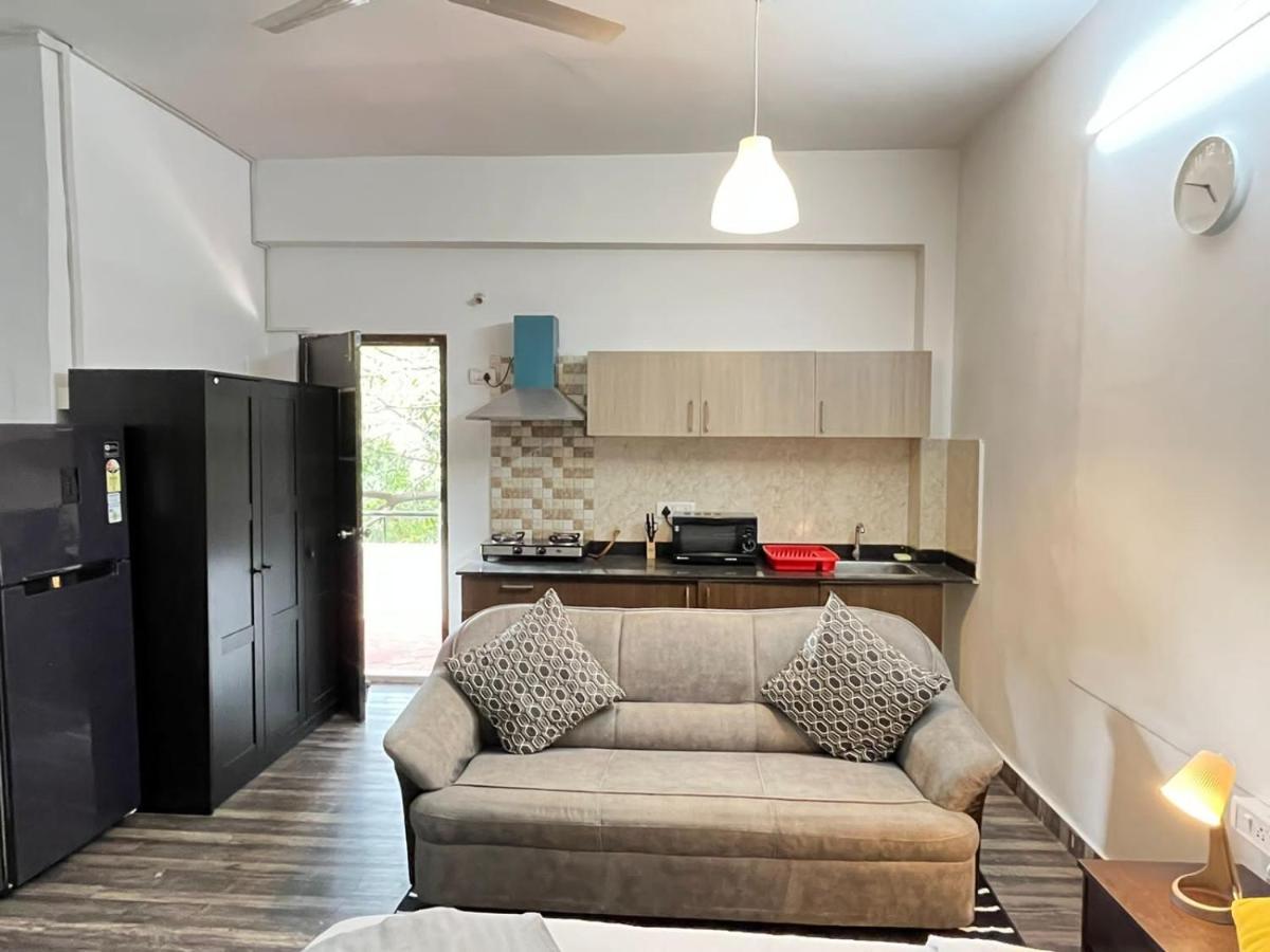 Bedchambers Serviced Apartments, Hyderabad Esterno foto